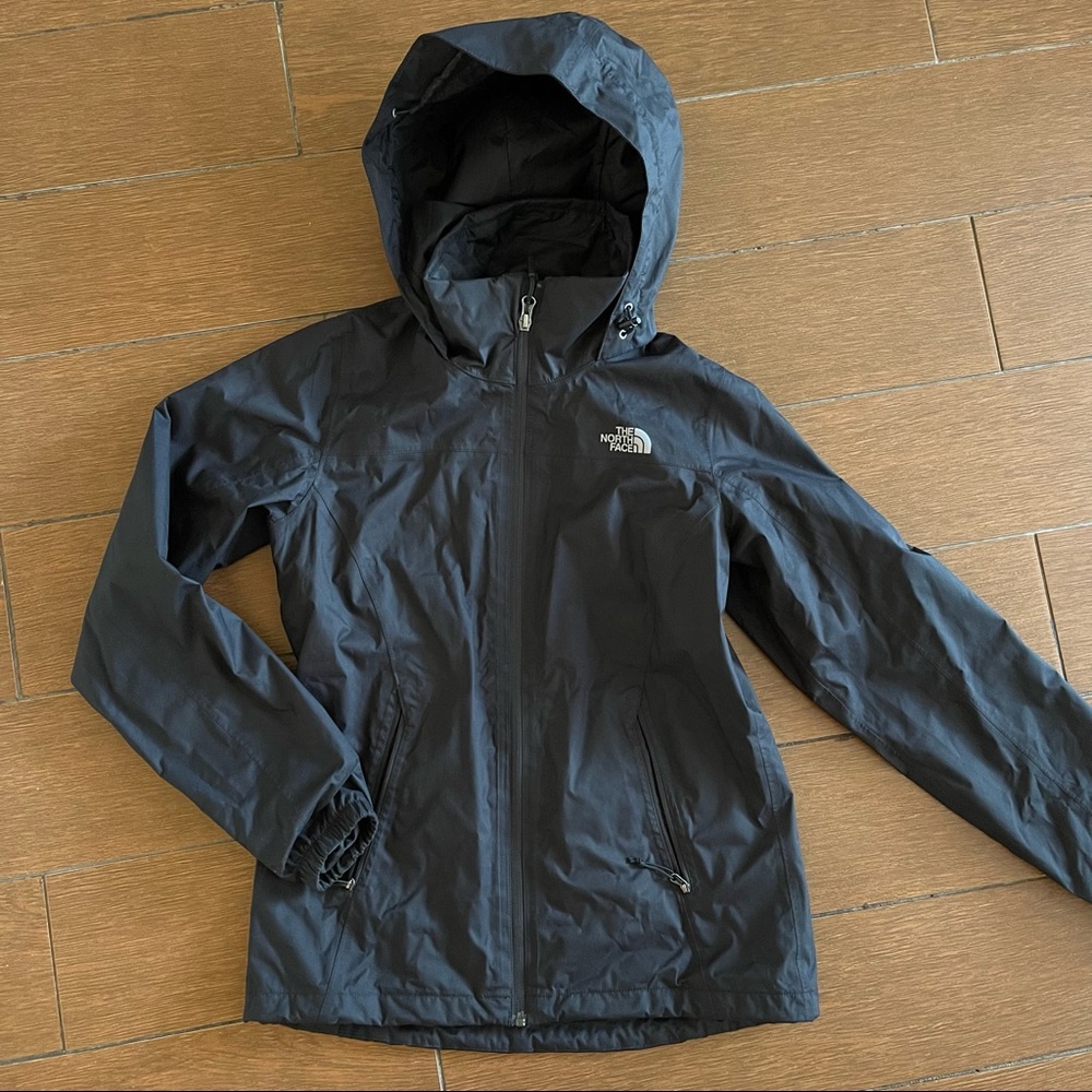 Like new Northface Rain Coat